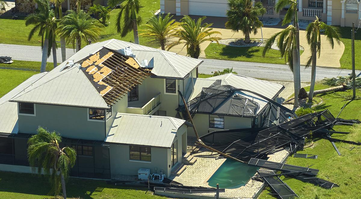Hurricane Roof Damage: Why a Pro Assessment Beats DIY