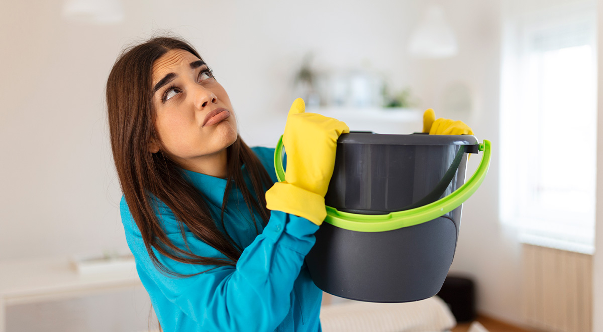 Does Homeowners Insurance Cover A Roof Leaking From Rain?